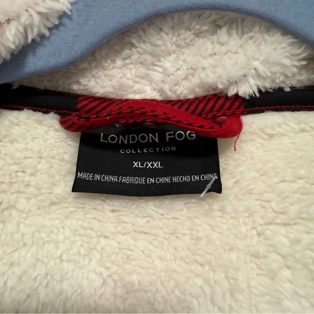 Men’s London Fog Plaid Sherpa lined Robe - Picture 4 of 7